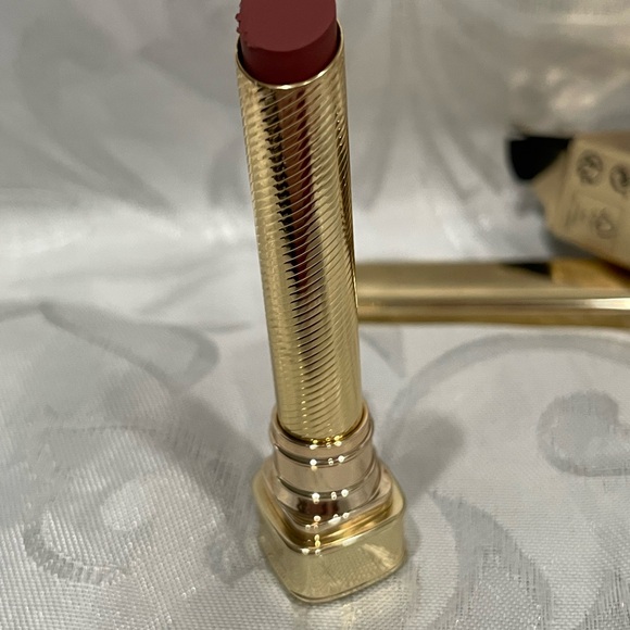 Dolce & Gabbana Gold Satin Lipstick 2304 New in Box - Picture 3 of 5